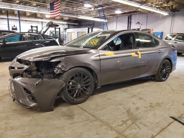TOYOTA CAMRY XSE