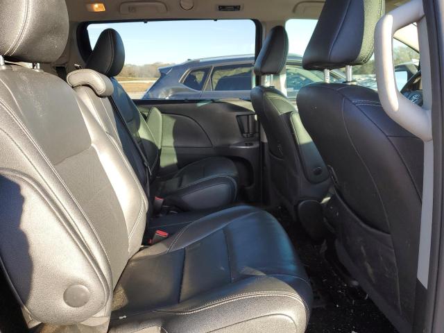 2017 TOYOTA SIENNA SE 5TDXZ3DC4HS784203