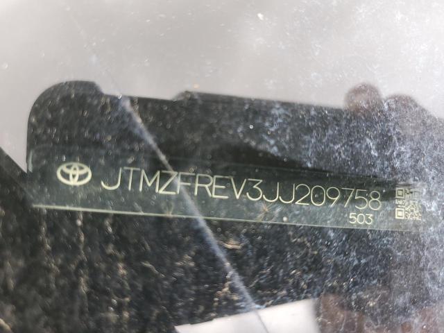 2018 TOYOTA RAV4 LE - JTMZFREV3JJ209758