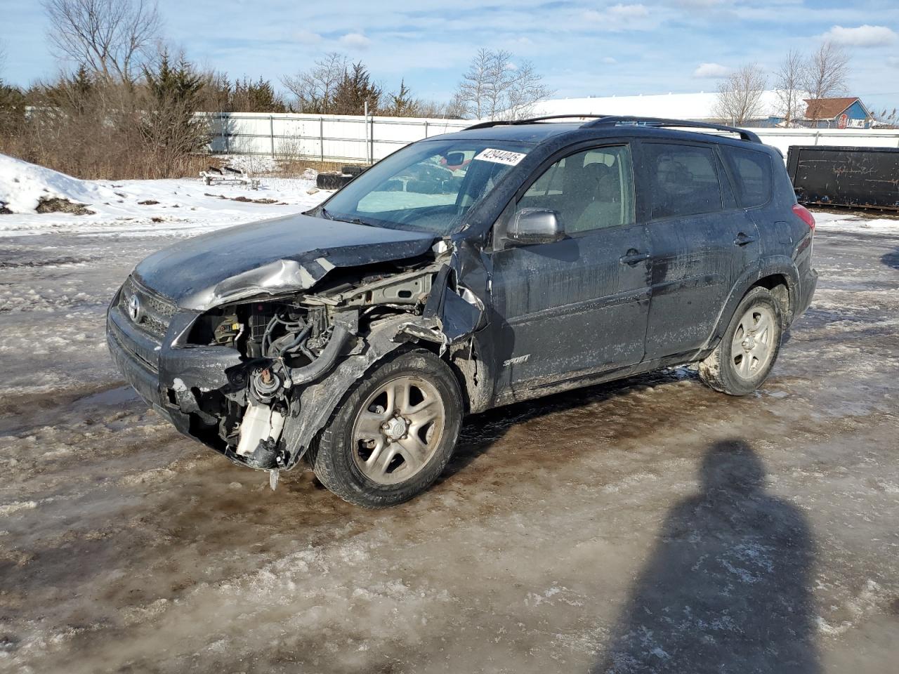  Salvage Toyota RAV4