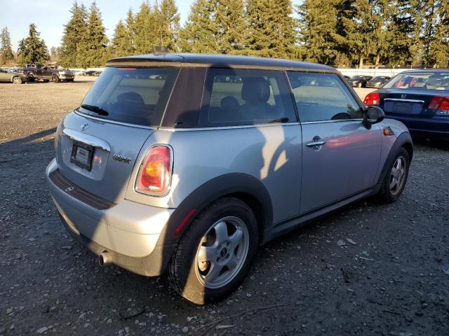 MINI COOPER 2007 silver  gas WMWMF33547TT50861 photo #4