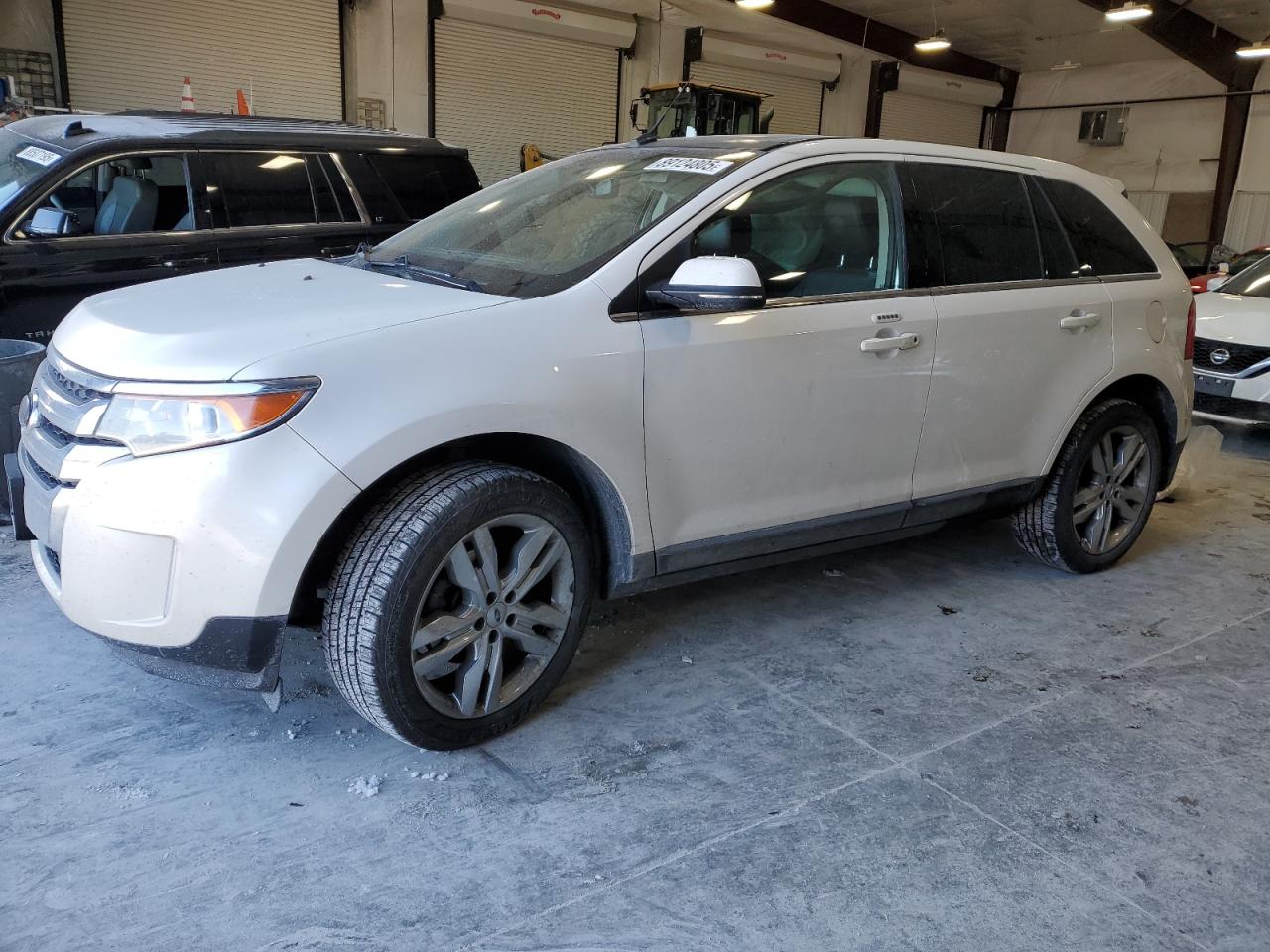  Salvage Ford Edge