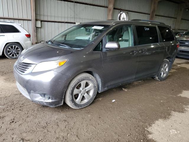 TOYOTA SIENNA LE