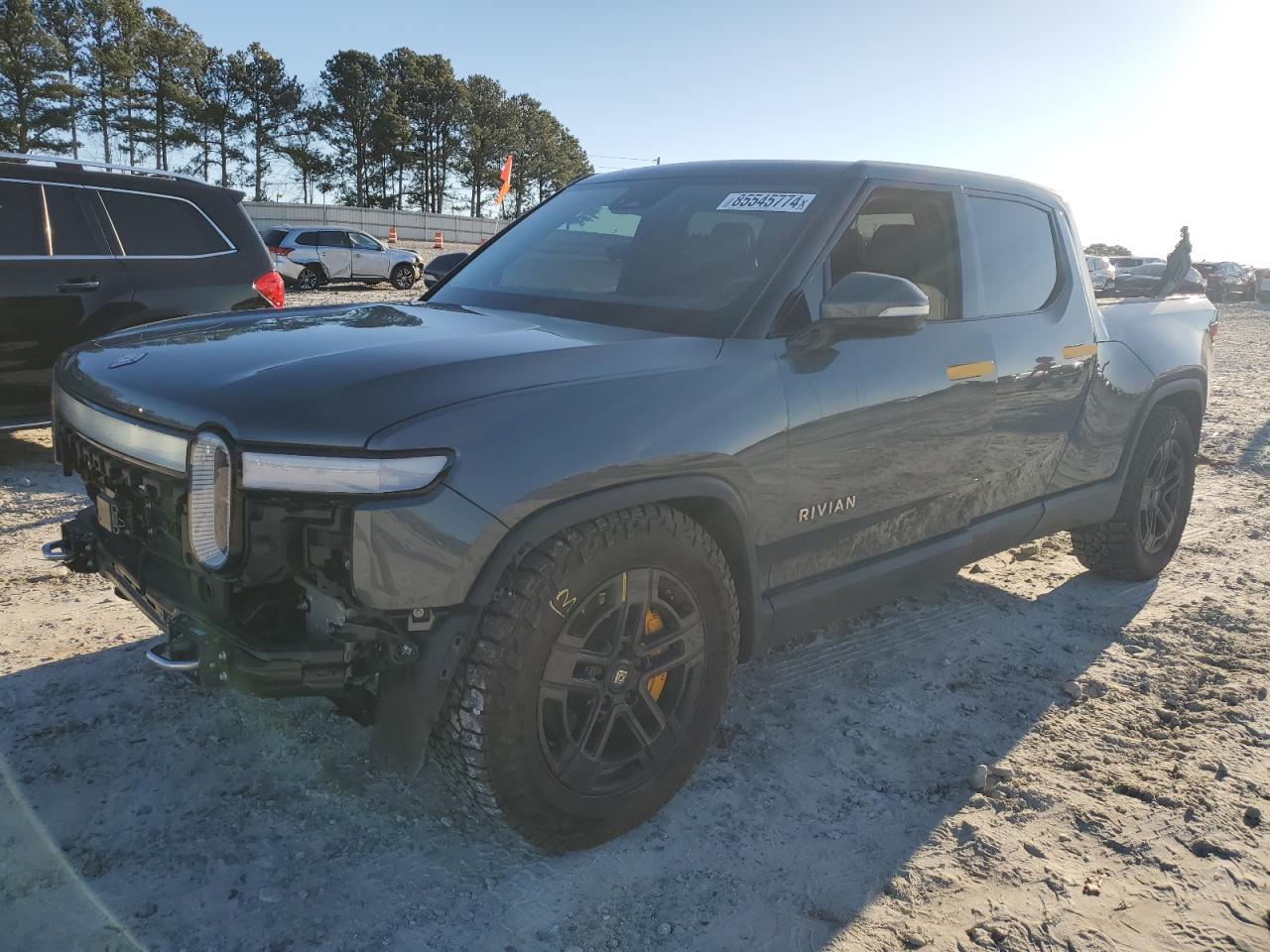 RIVIAN R1T ADVENTURE