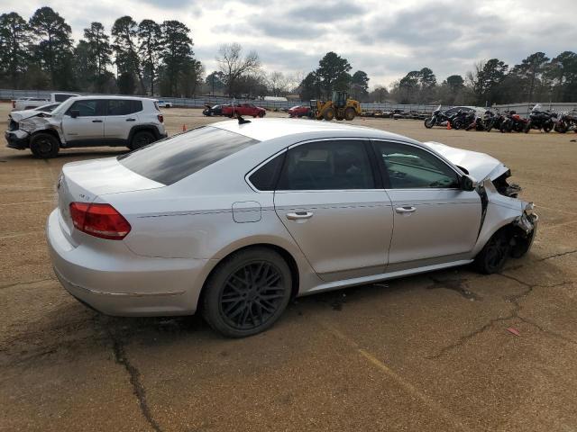 2015 VOLKSWAGEN PASSAT SE 1VWBV7A38FC073813