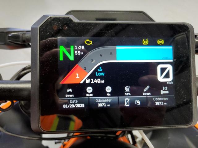 2024 KTM 1290 SUPER - VBKV3940XRM989540