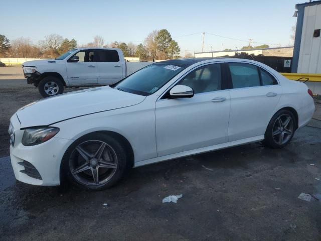 MERCEDES-BENZ E-CLASS 300