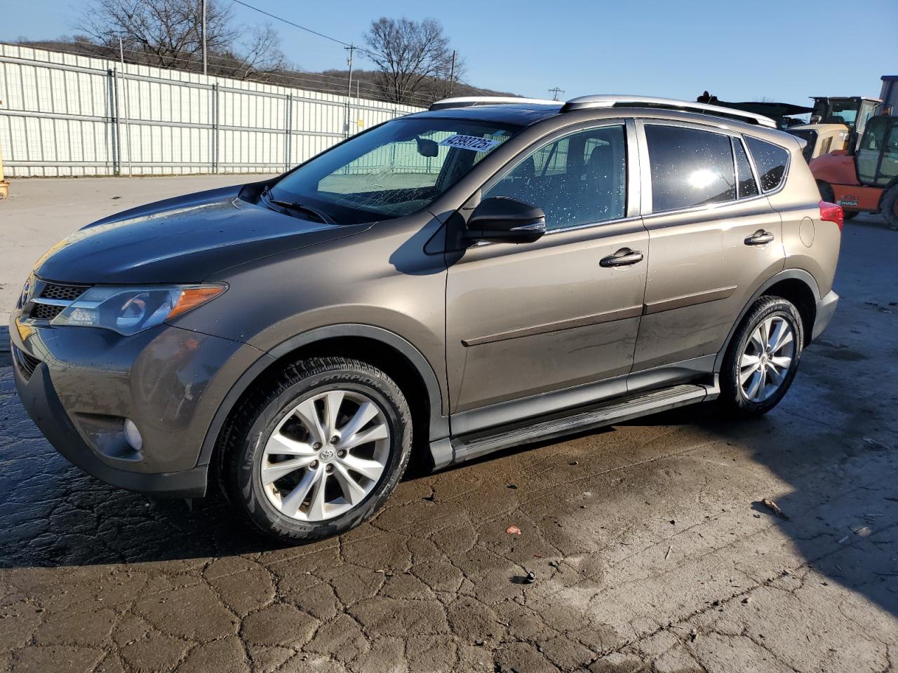  Salvage Toyota RAV4