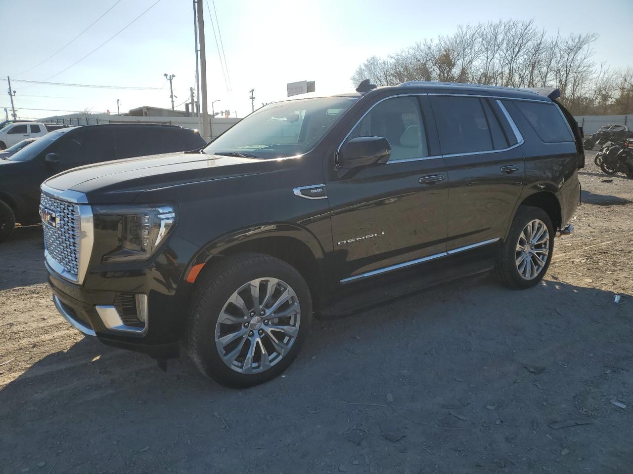  Salvage GMC Yukon