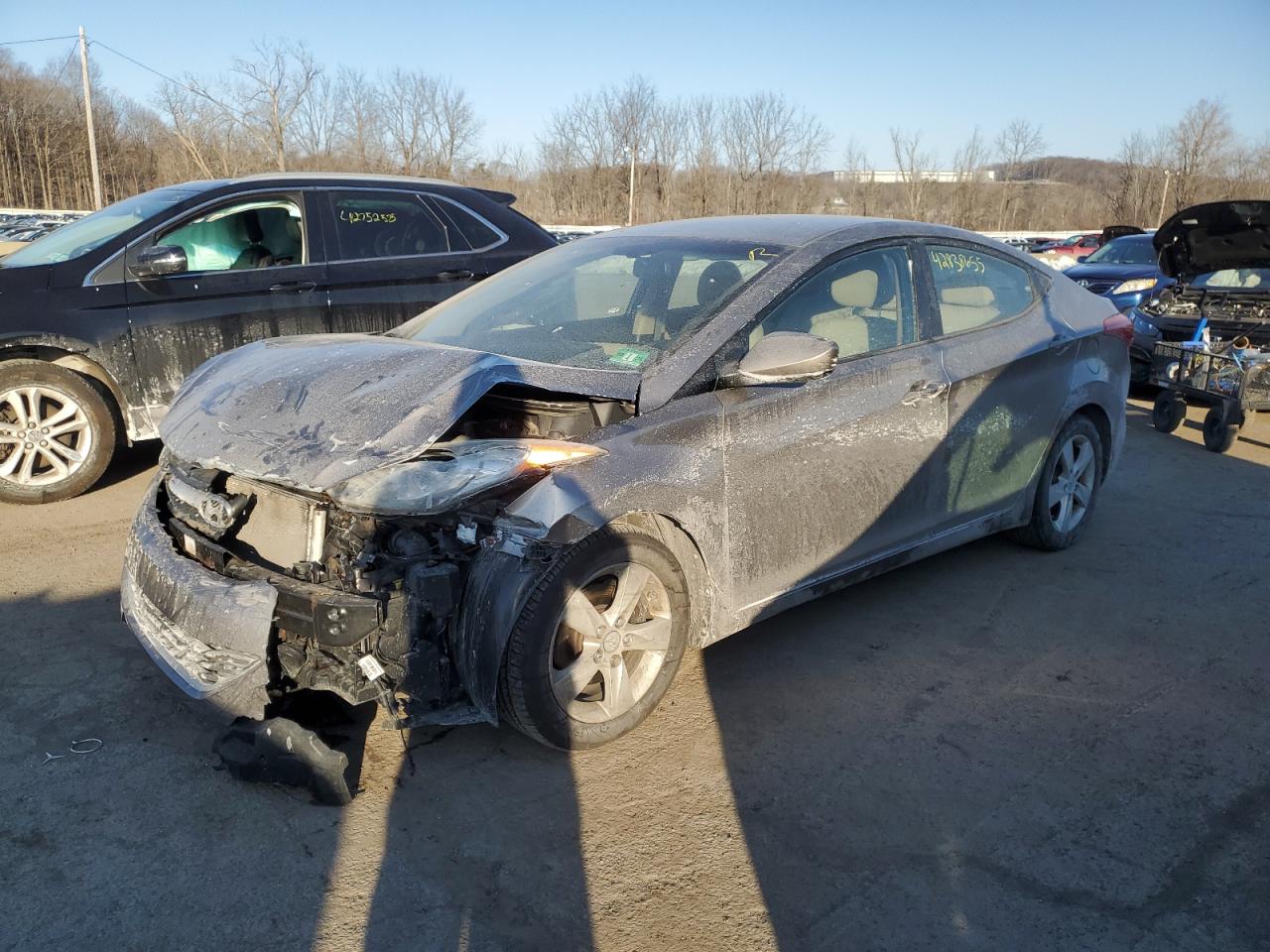  Salvage Hyundai ELANTRA