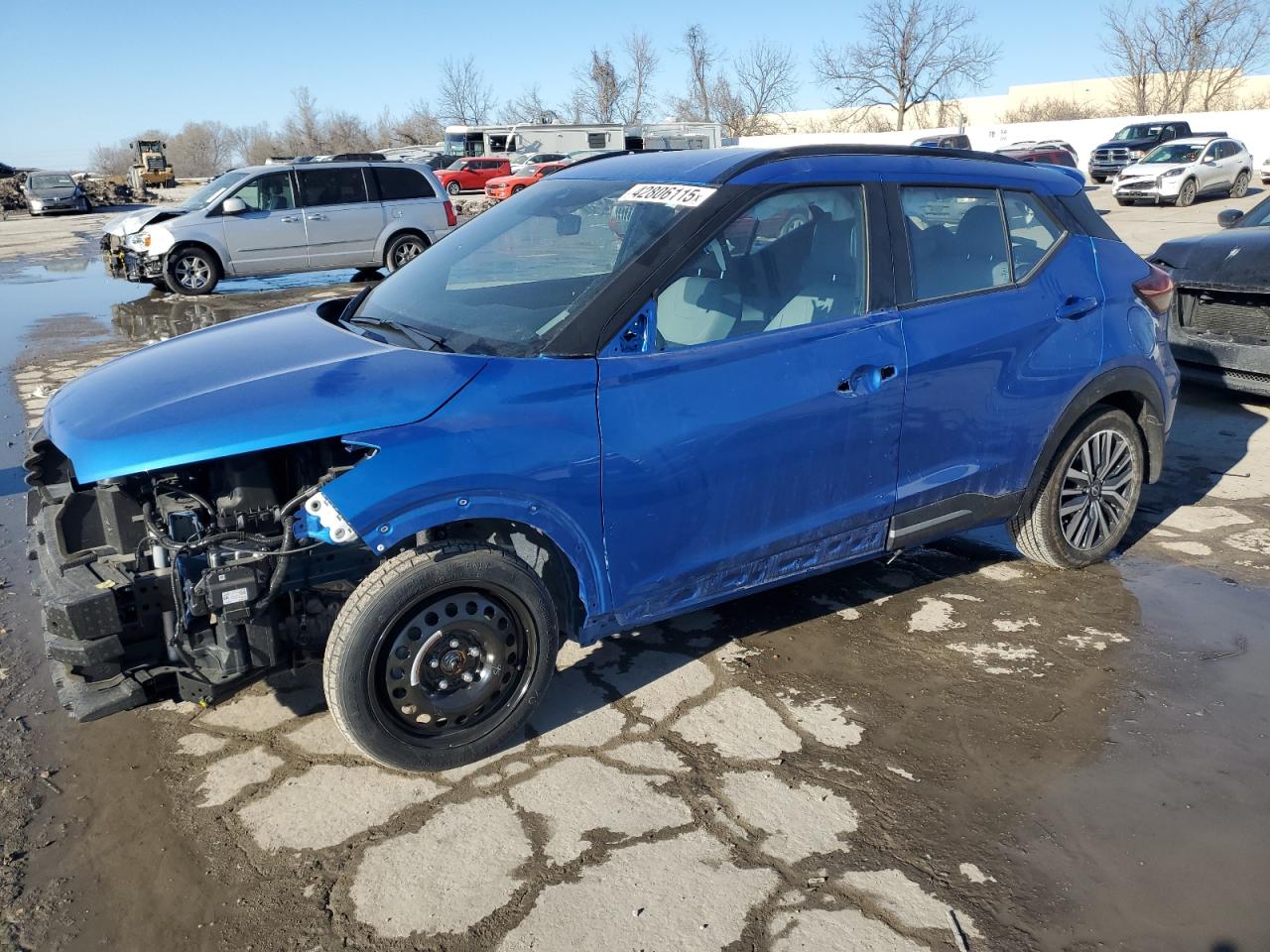 NISSAN KICKS SR