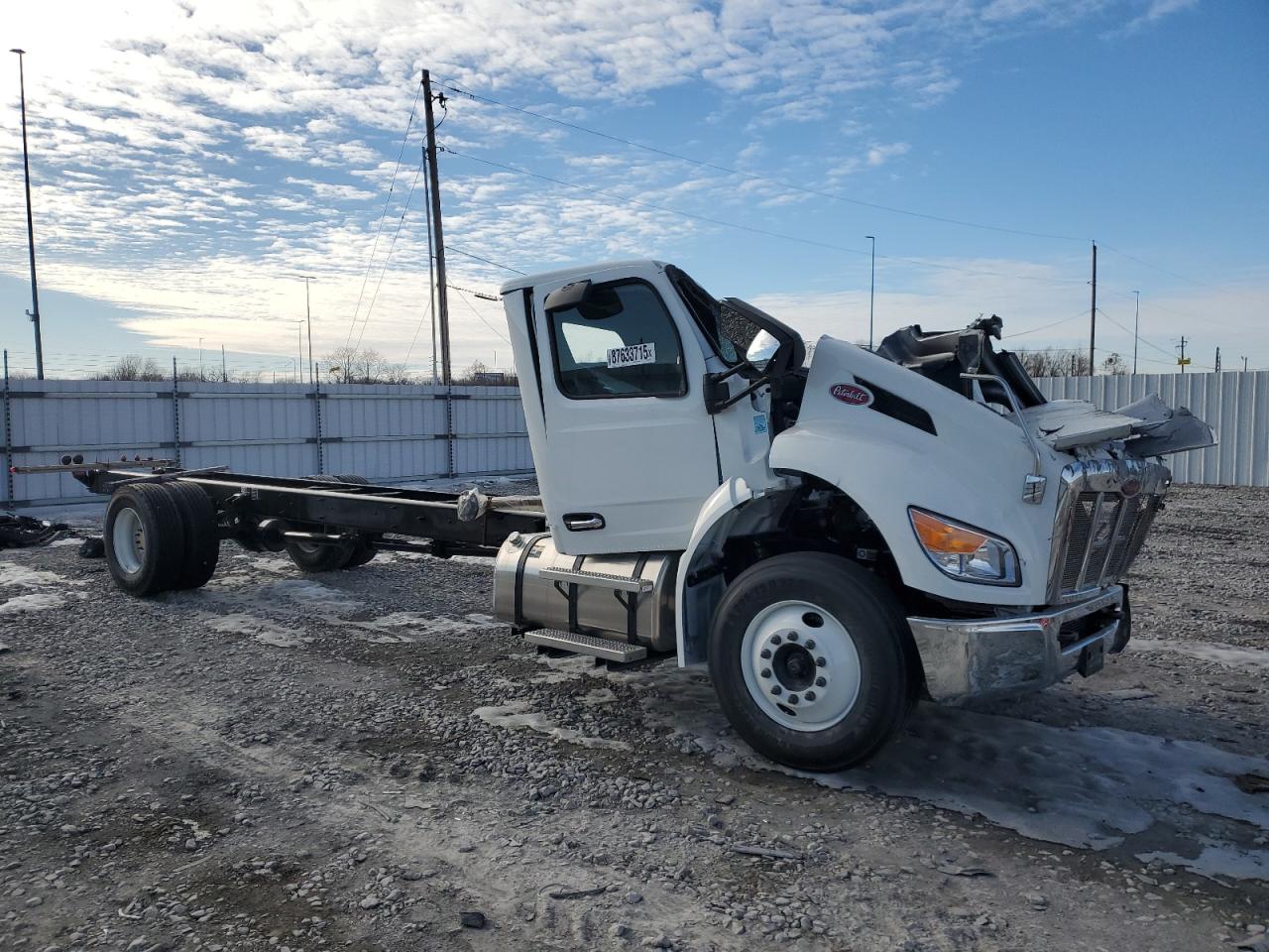  Salvage Peterbilt 536