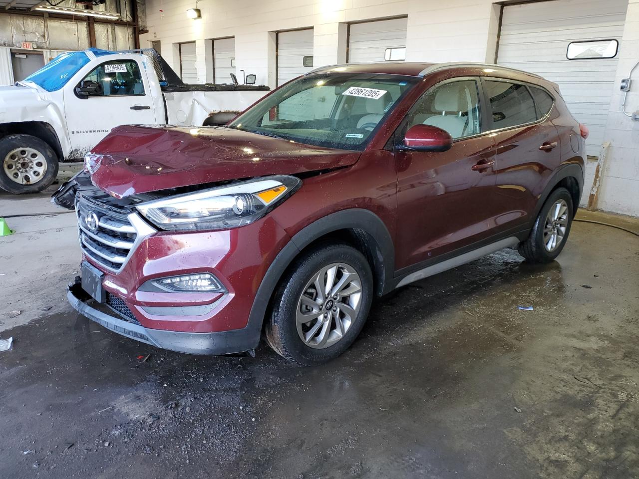  Salvage Hyundai TUCSON