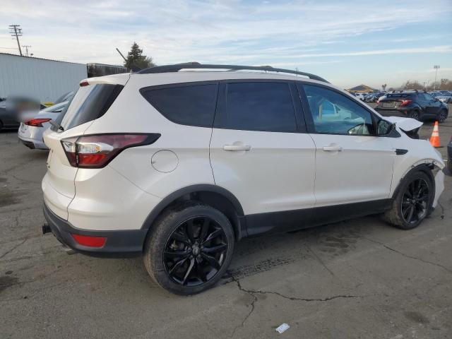 2018 FORD ESCAPE SE - 1FMCU9GDXJUA92173