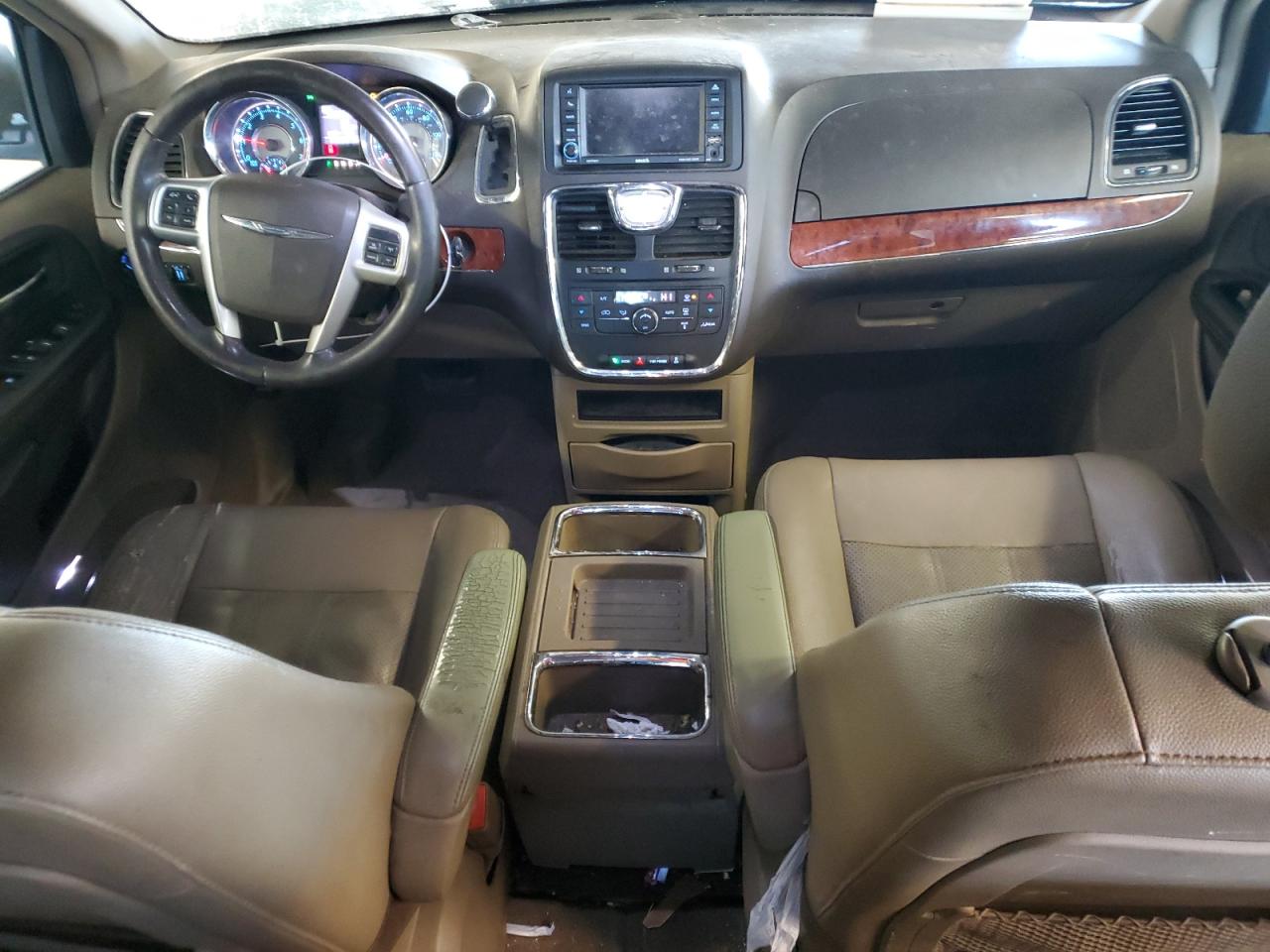 CHRYSLER TOWN & COUNTRY TOURING L