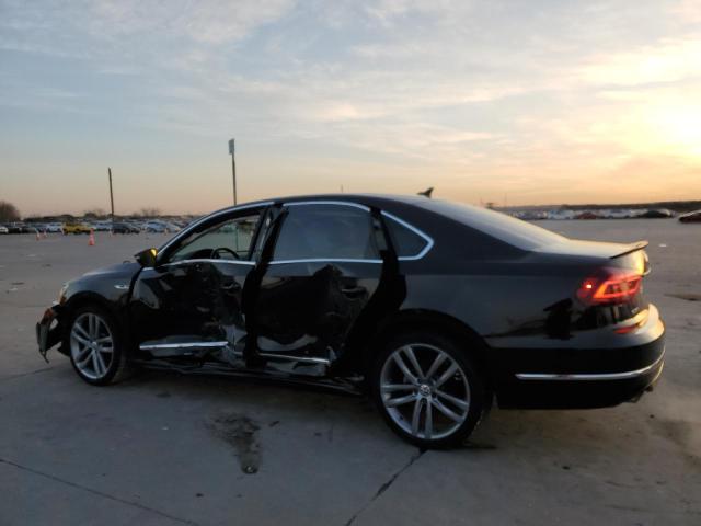 2017 VOLKSWAGEN PASSAT R-L - 1VWDT7A33HC081187