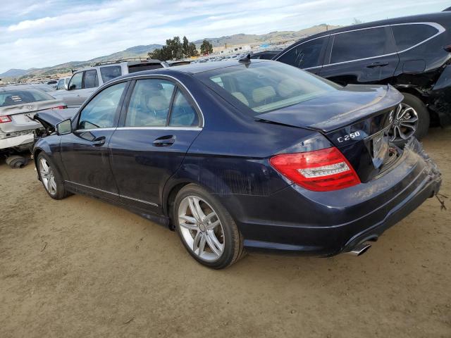 MERCEDES-BENZ C 250 2014 blue  gas WDDGF4HB5EG250249 photo #3