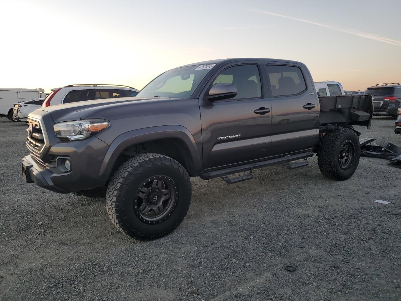  Salvage Toyota Tacoma