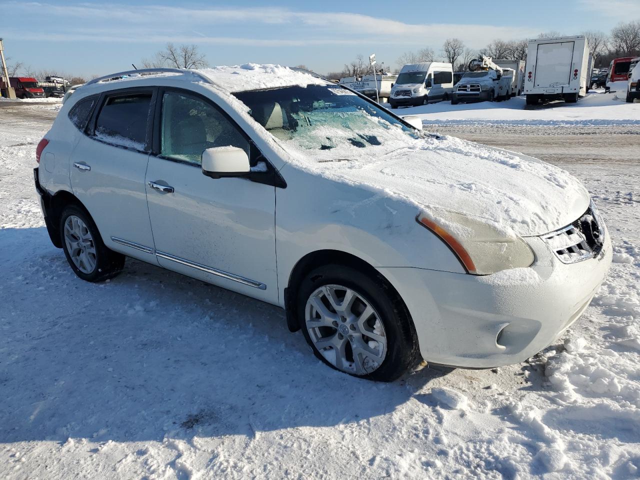 Nissan Rogue s 2012