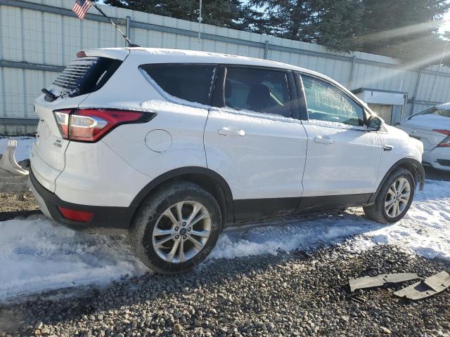 2017 FORD ESCAPE SE 1FMCU9GD0HUD14584