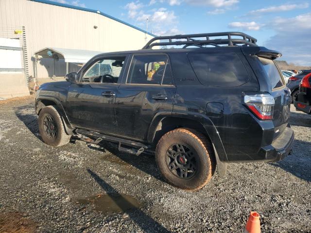 TOYOTA 4RUNNER SE 2023 black  gas JTELU5JR8P6176311 photo #3