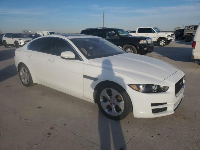 2018 JAGUAR XE SAJAR4FX6JCP24055