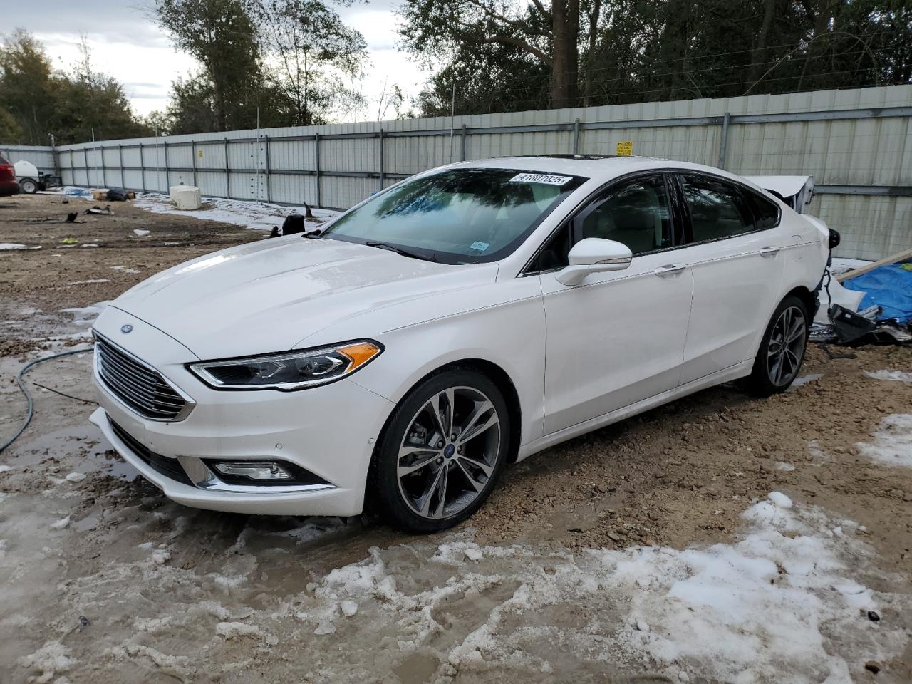  Salvage Ford Fusion