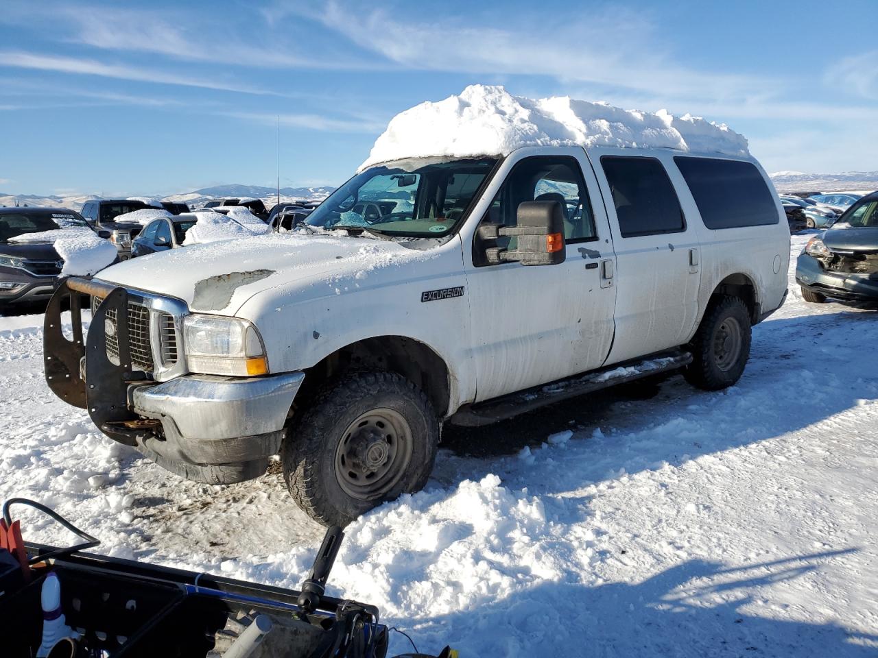  Salvage Ford Excursion