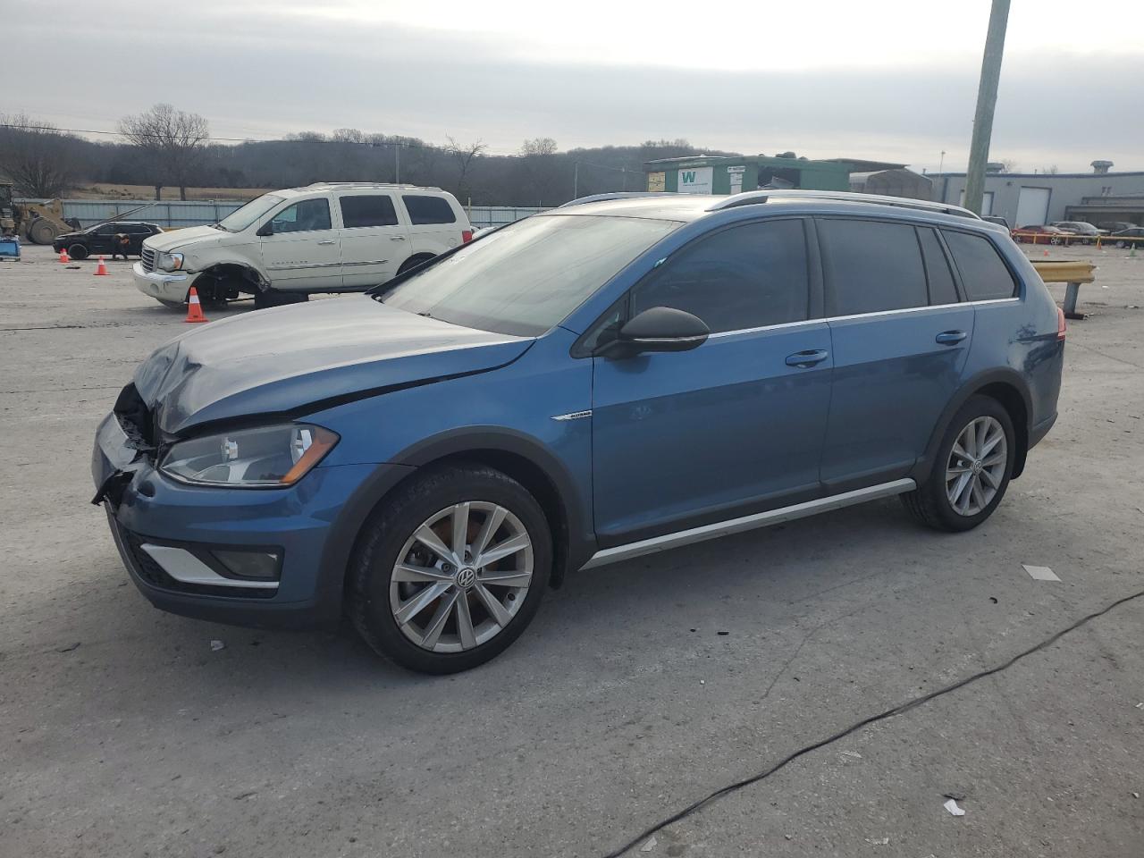 3VWH17AU1HM509935 VOLKSWAGEN GOLF ALLTR 2017
