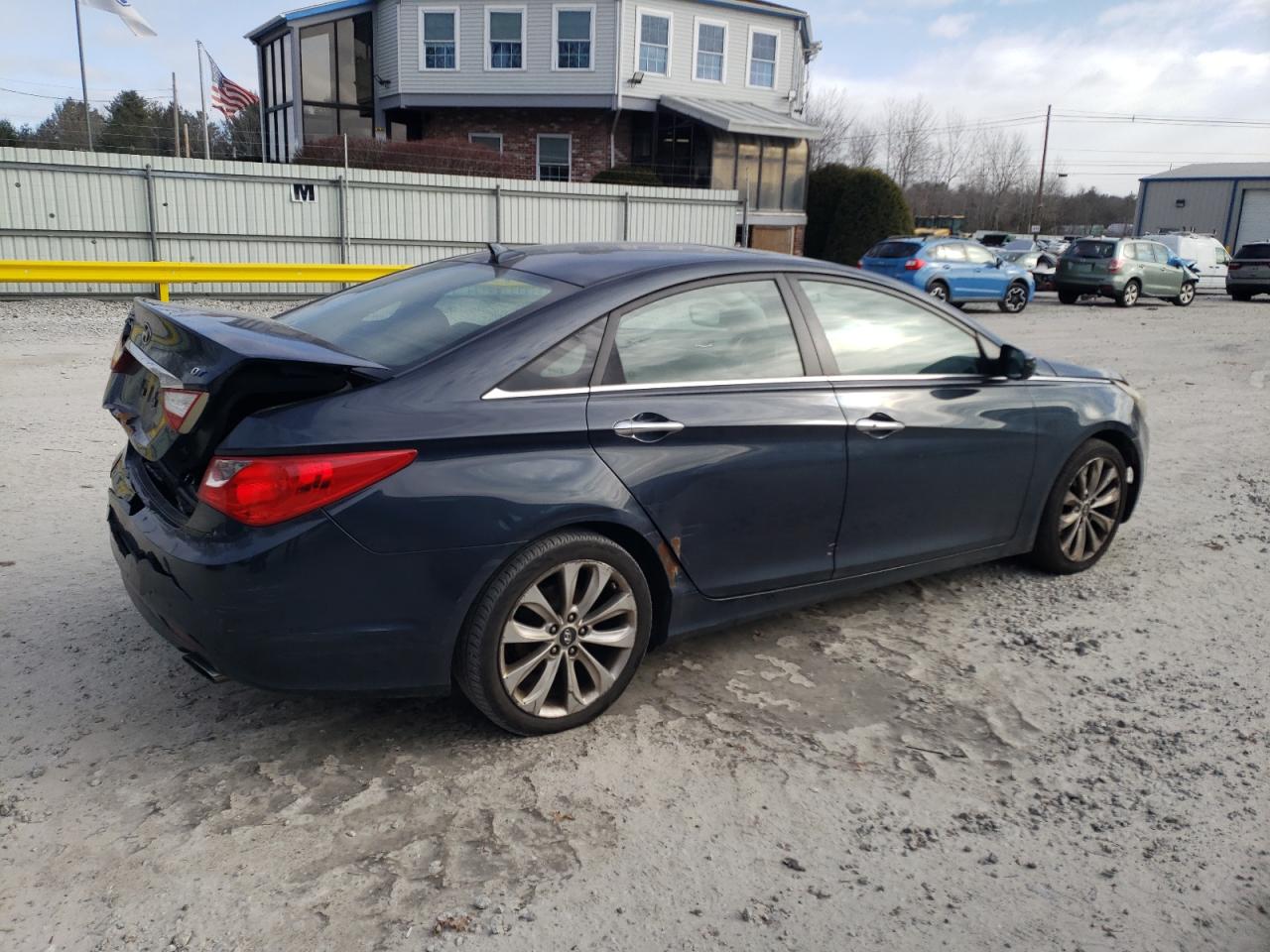 Lot #3051333657 2011 HYUNDAI SONATA SE