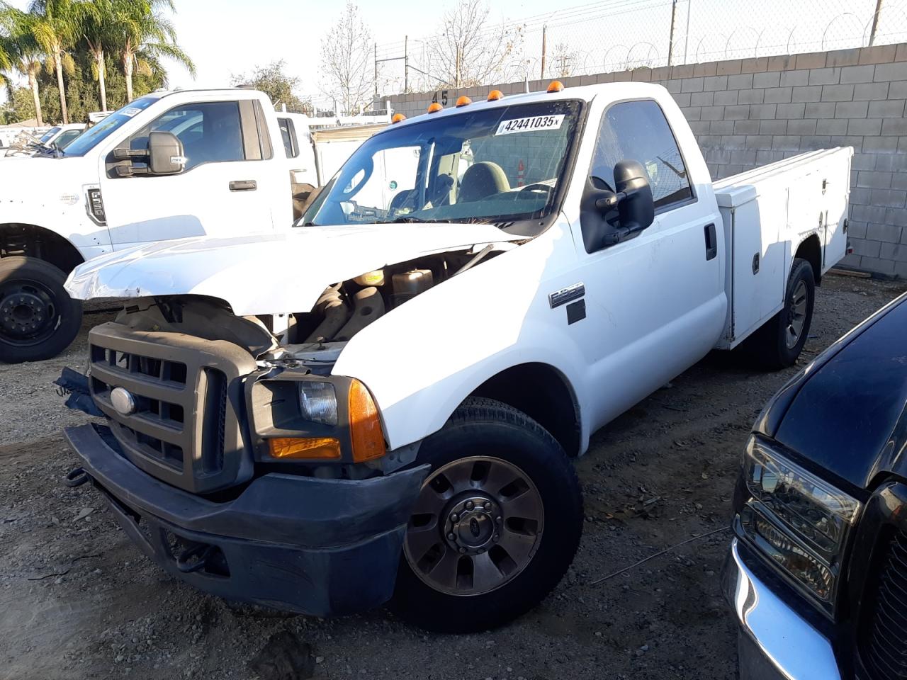  Salvage Ford F-350