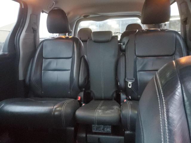 2017 TOYOTA SIENNA SE 5TDXZ3DC4HS769359