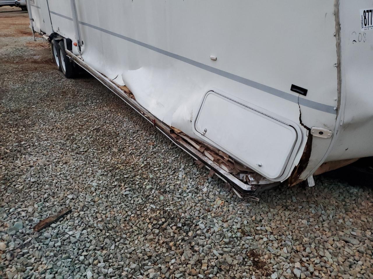 Lot #3246798830 2006 THOR KODIAK