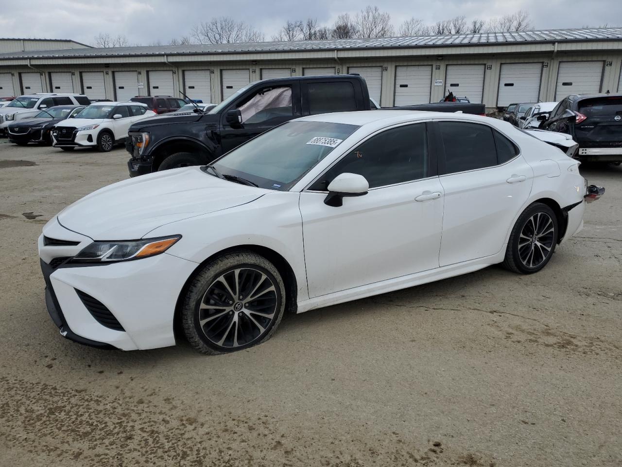 TOYOTA CAMRY L