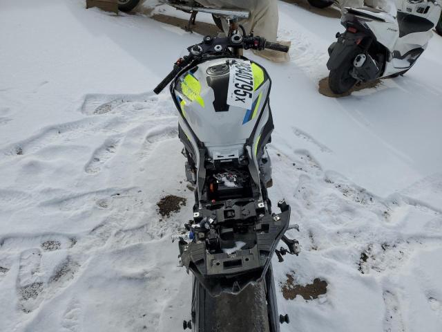 2021 BMW M 1000 RR - WB10E730XM6E45077