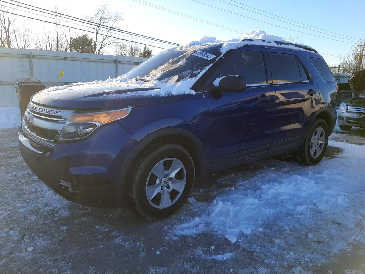  Salvage Ford Explorer