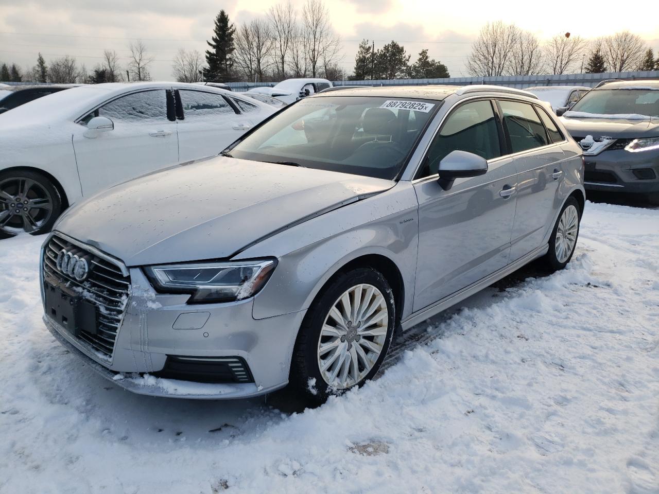 WAUSPBFF5JA154935 AUDI A3 E-TRON 2018