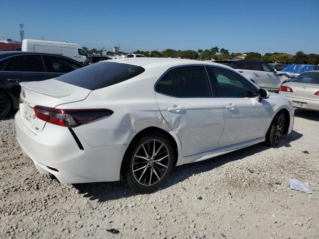 TOYOTA CAMRY SE 2021 white  gas 4T1G11AK2MU435436 photo #4