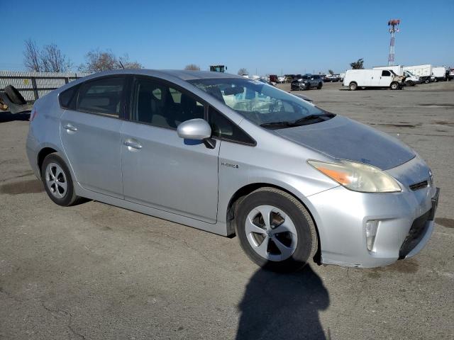 Vin: jtdkn3du0d5558304, lot: 88365105, toyota prius 20134