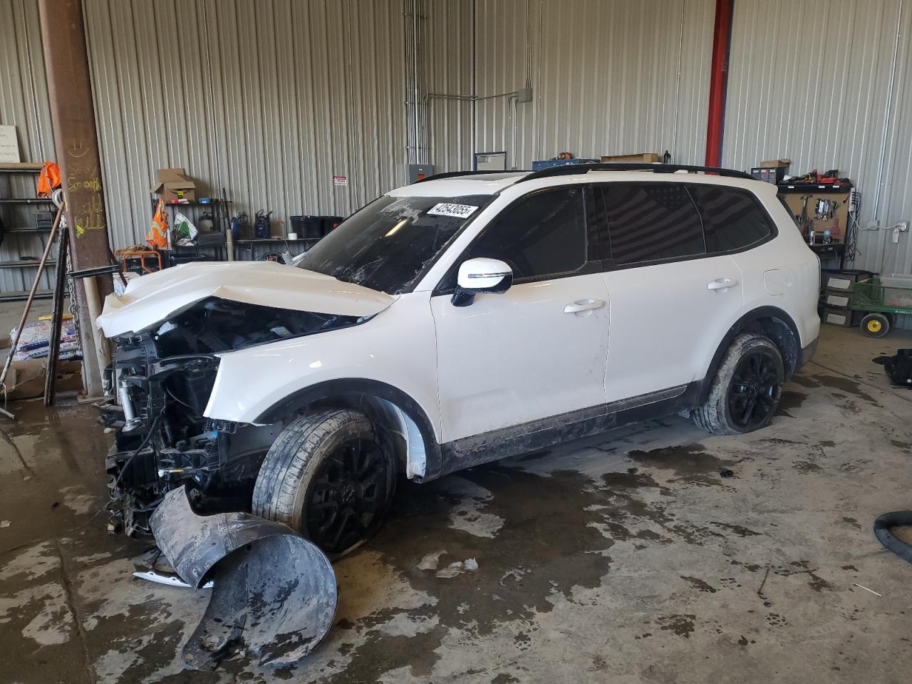  Salvage Kia Telluride