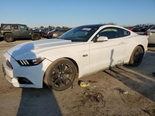 FORD MUSTANG GT