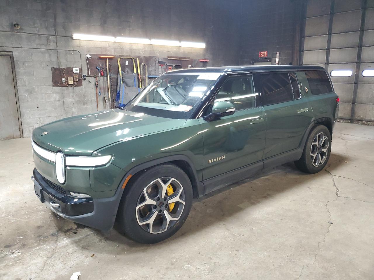  Salvage Rivian Ris