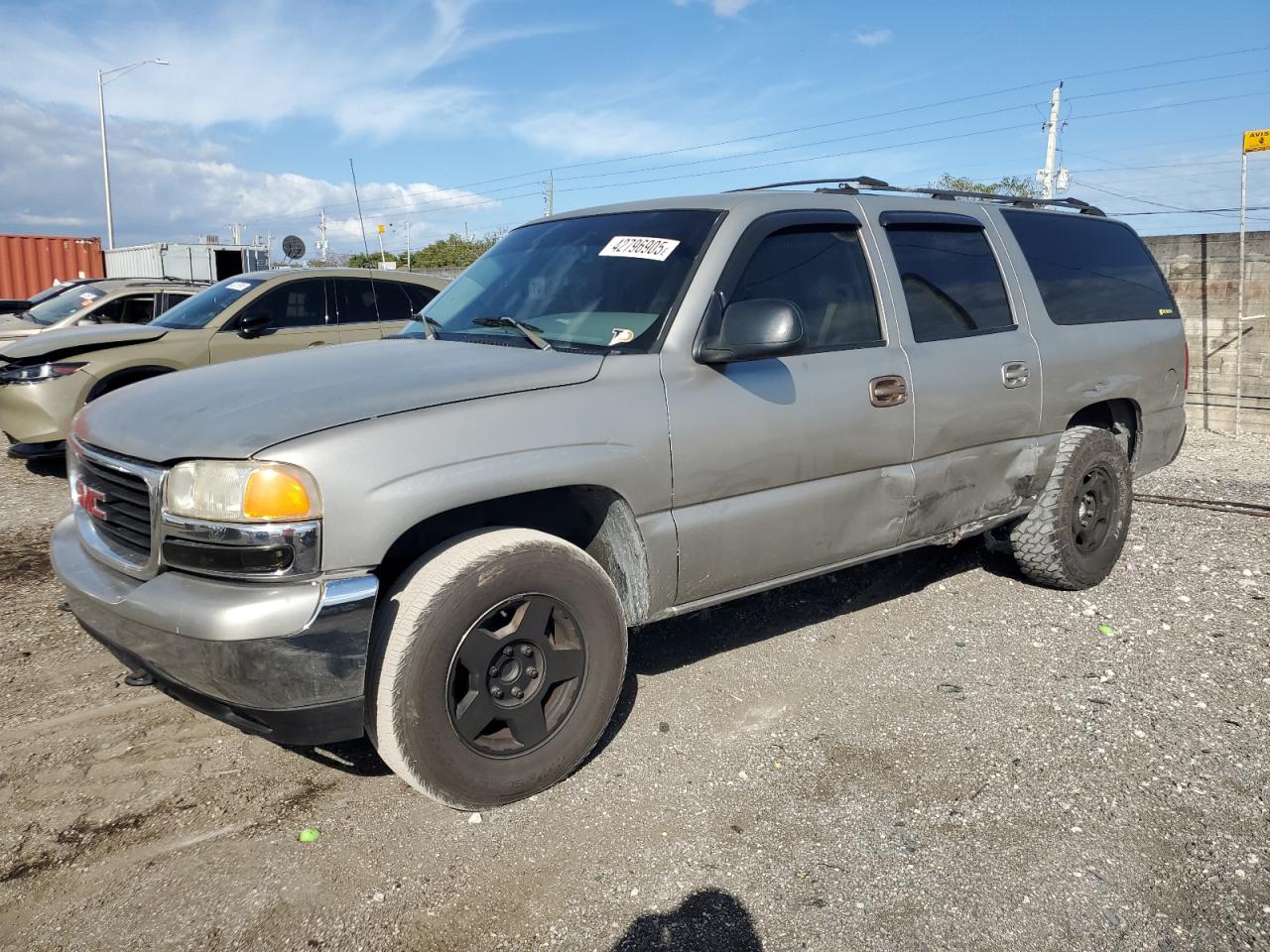  Salvage GMC Yukon