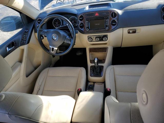 2011 VOLKSWAGEN TIGUAN - WVGAV7AX8BW526527
