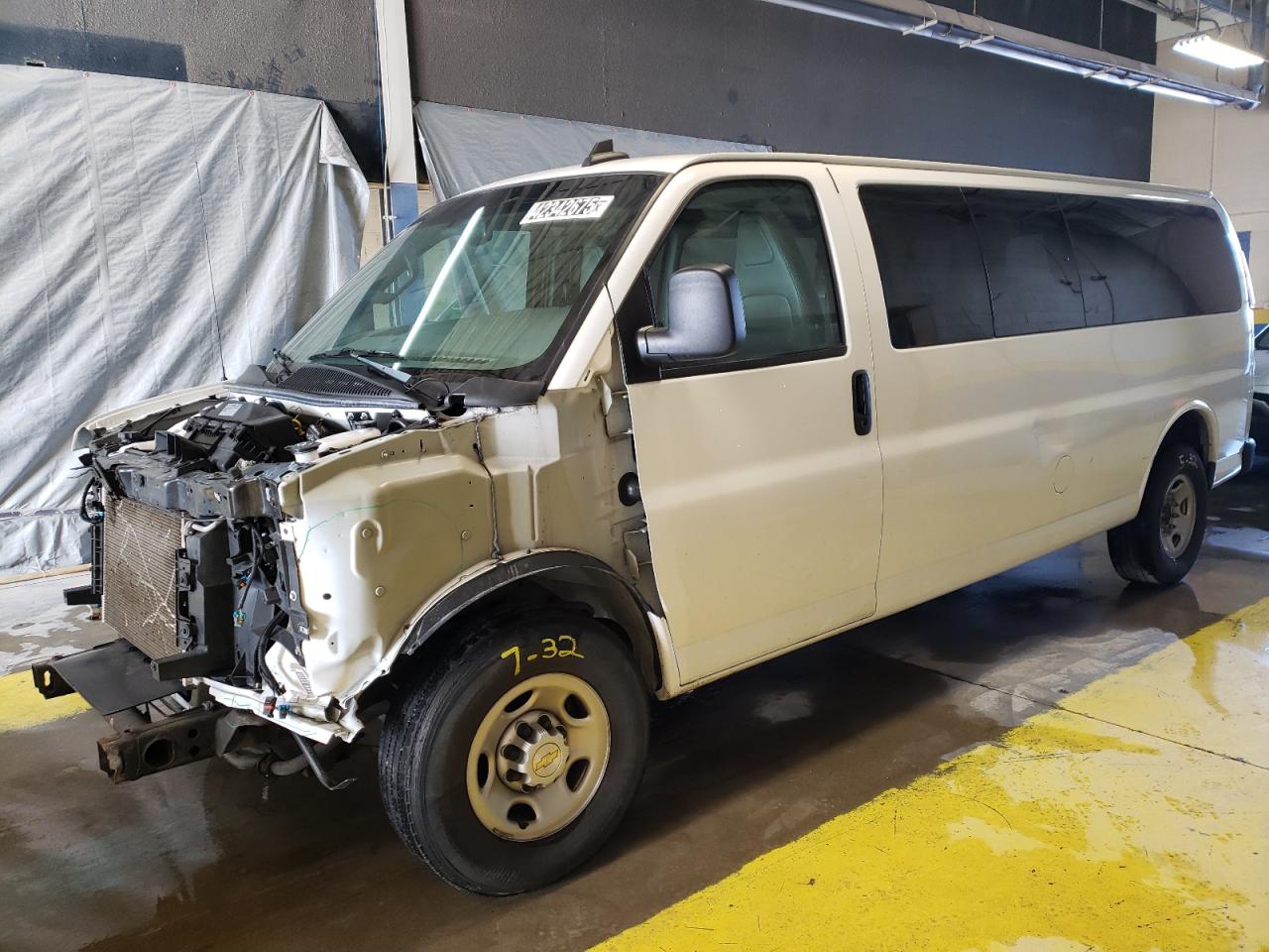 1GAZGNFP2N1295097 CHEVROLET EXPRESS G3 2022