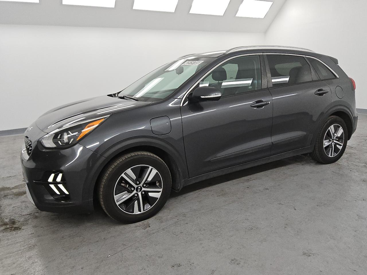  Salvage Kia Niro