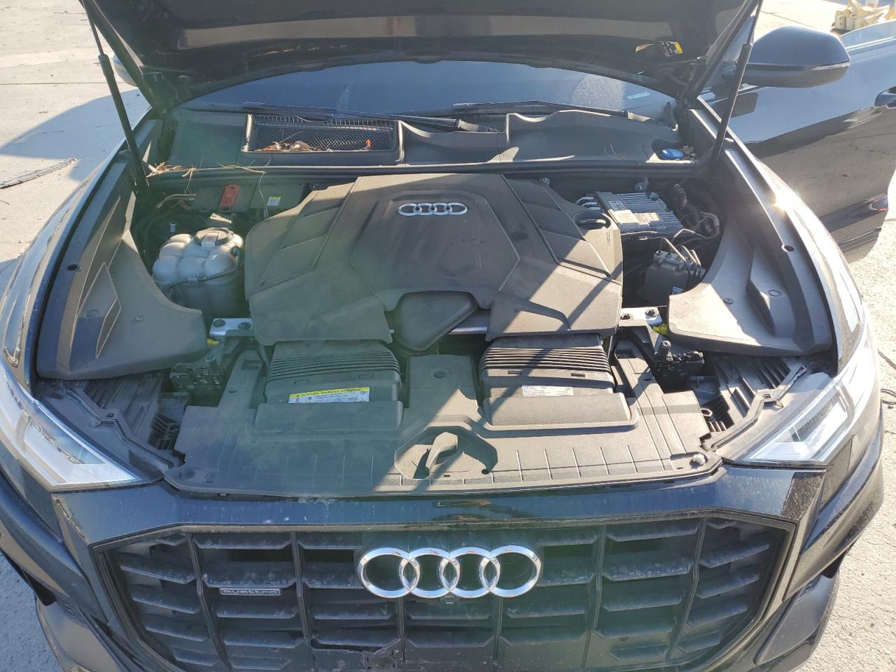 AUDI Q8 PREMIUM PLUS S-LINE