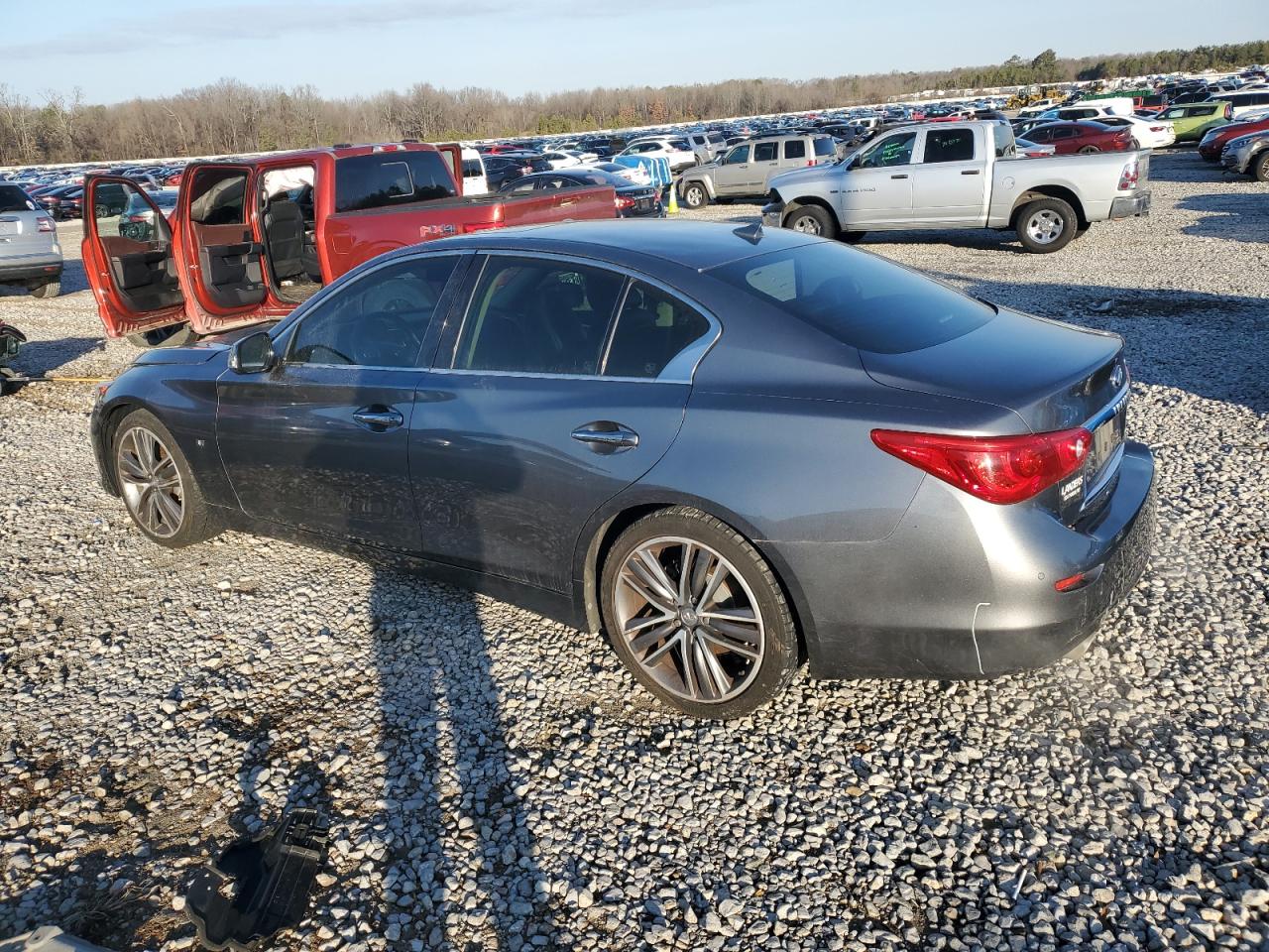 INFINITI Q50 2015