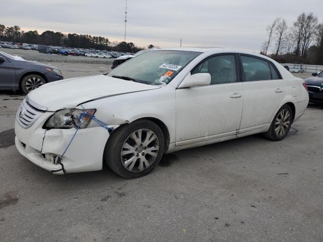 TOYOTA AVALON XL