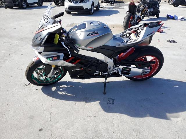 2022 APRILIA RSV4 1100 ZD4KYUA05NS000423